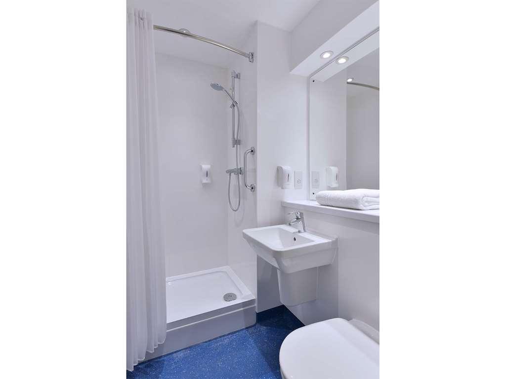 Travelodge Aberdeen Airport Buitenkant foto