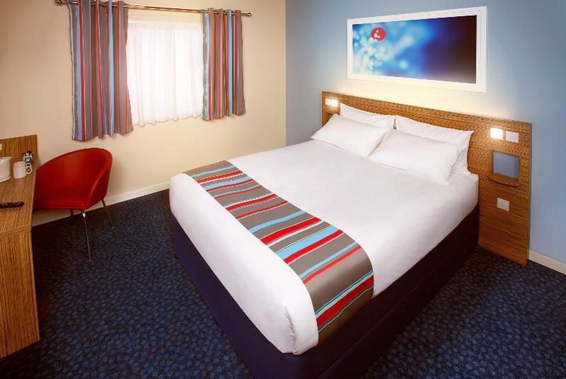 Travelodge Aberdeen Airport Buitenkant foto