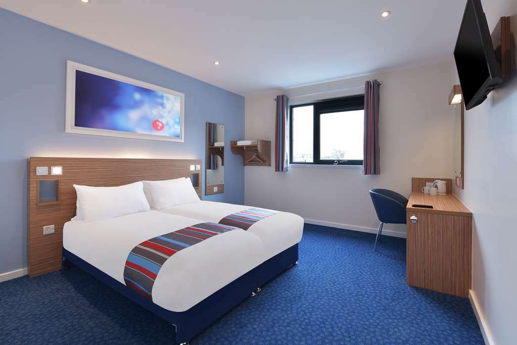 Travelodge Aberdeen Airport Kamer foto